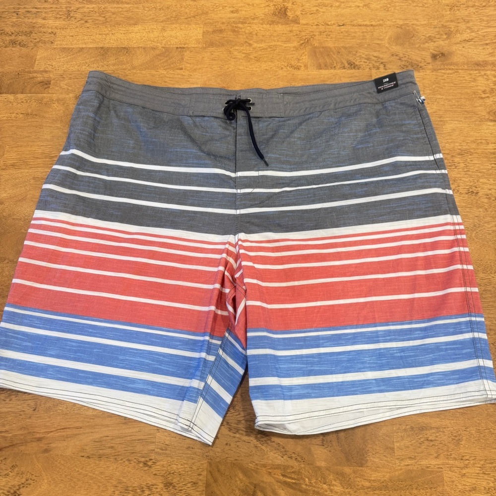 NWT Roundtree & Yourke Swim Trunks Mens 2XB Striped Tropical Vacation Beach